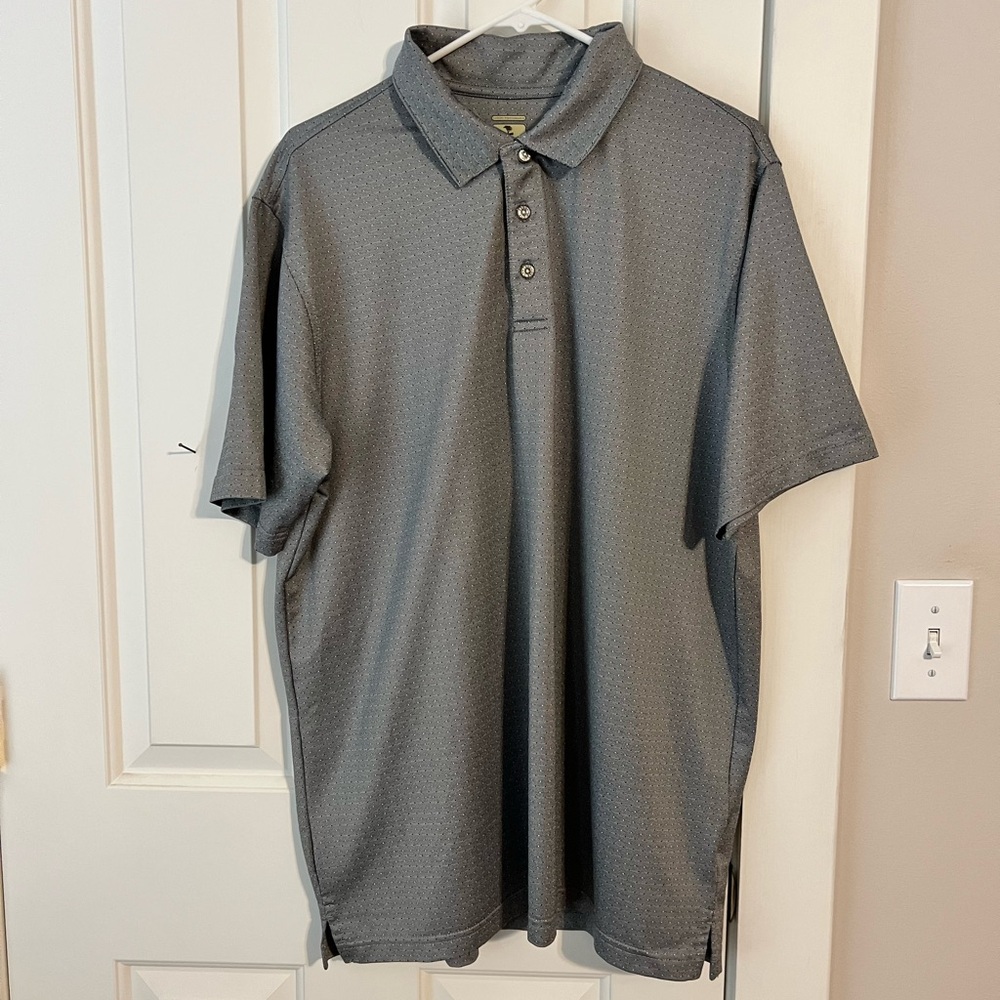 Men’s golf shirt